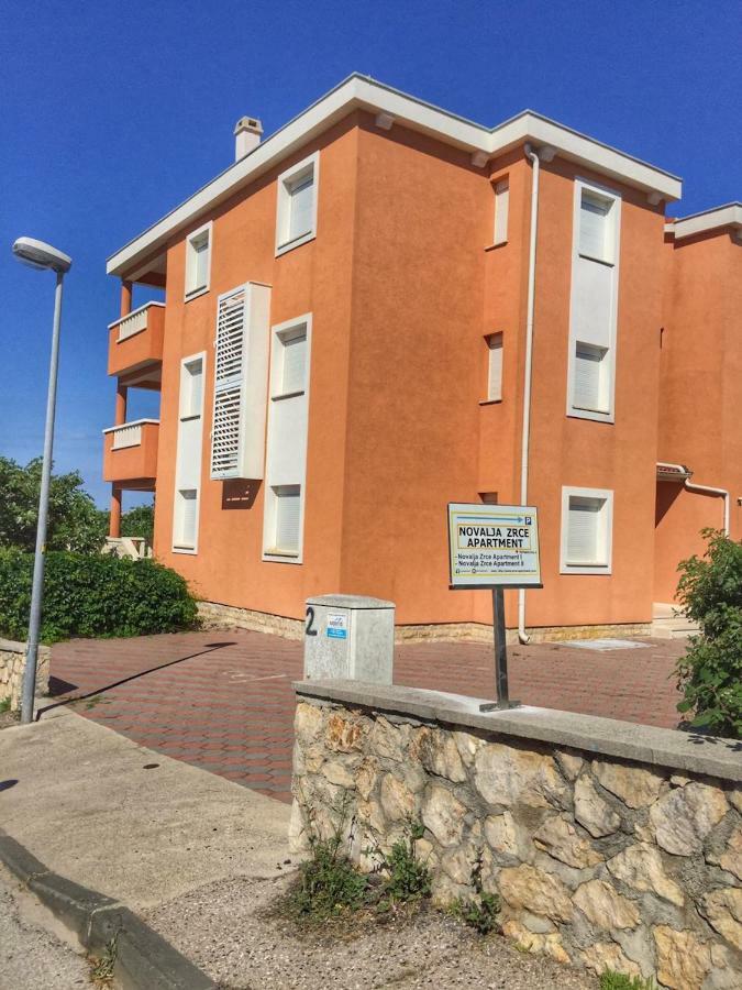 Novalja Zrce Apartment エクステリア 写真